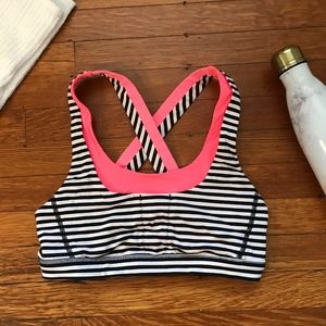 lululemon striped sports bra NWOT - size 6